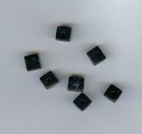 Plastic square bead